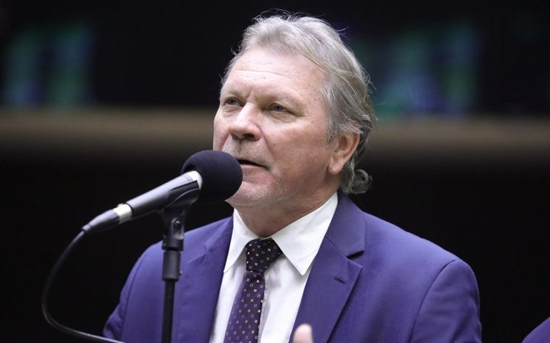 Comissão debate impactos da alopecia areata grave e alternativas de tratamento