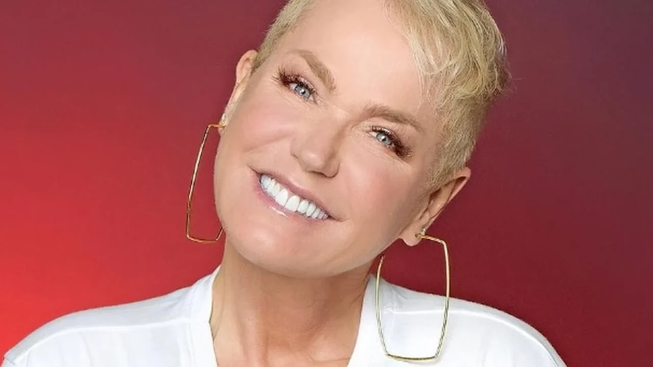 Xuxa passa por cirurgia minimamente invasiva na coluna lombar
