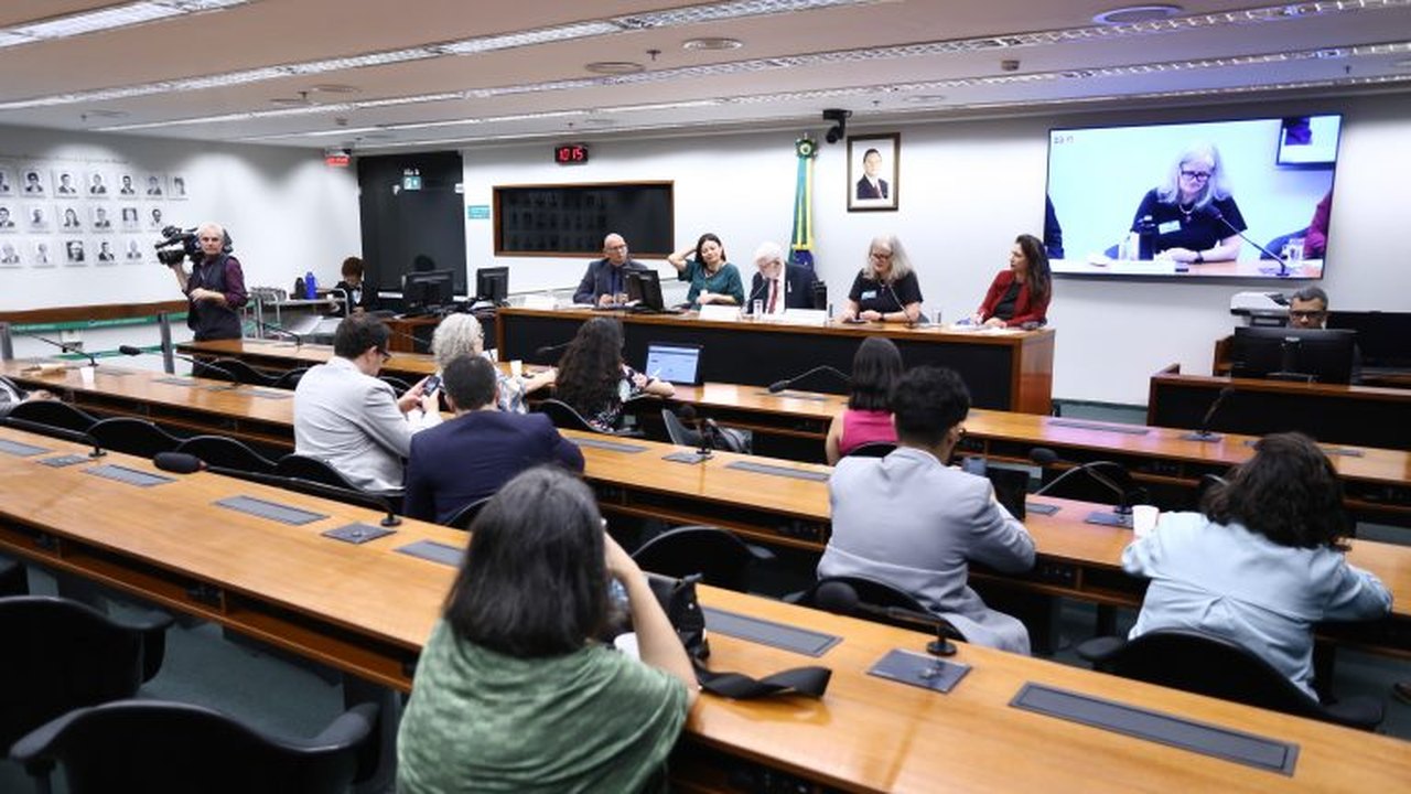 Câmara aprova projeto Antifacção após 6 versões e previsão de até 40 anos de prisão contra integrantes de facção; veja principais pontos