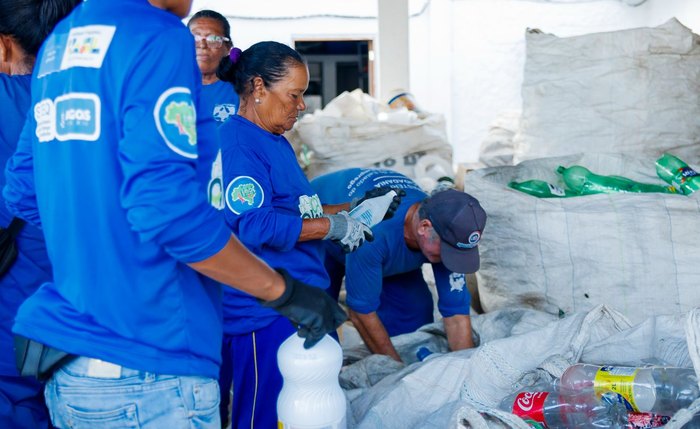 Cooperativa lançou uma Carta de Serviços, que traz informações sobre reciclagem, como doar materiais ou contratar serviços especializados de coleta seletiva