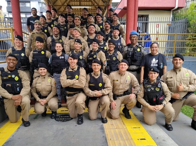 Tenente da PM alagoana conclui Curso de Policiamento Comunitário Escolar no Paraná