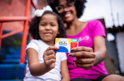 Modernização do Bolsa Família amplia acesso digital e facilita atendimento aos beneficiários
