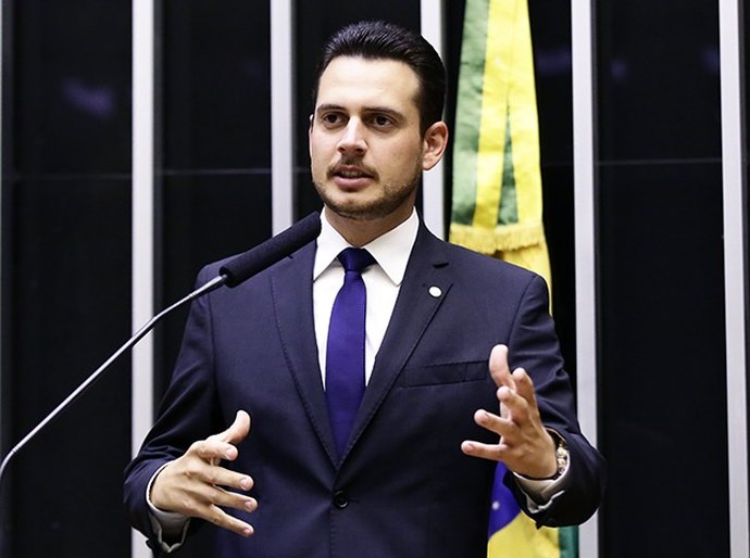 Nivaldo Albuquerque requer votação de projeto que garante aposentadoria especial para agentes comunitários e de endemias
