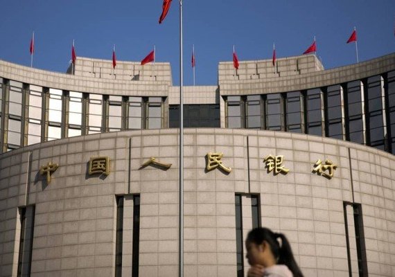 China eleva taxa de empréstimo de médio prazo em 5 pontos-base, a 3,30%