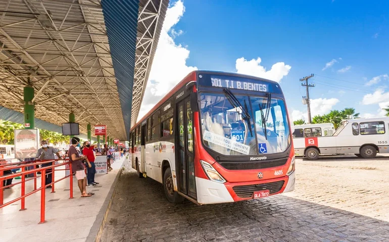 Trauma coletivo: 25 anos do sequestro do ônibus 174