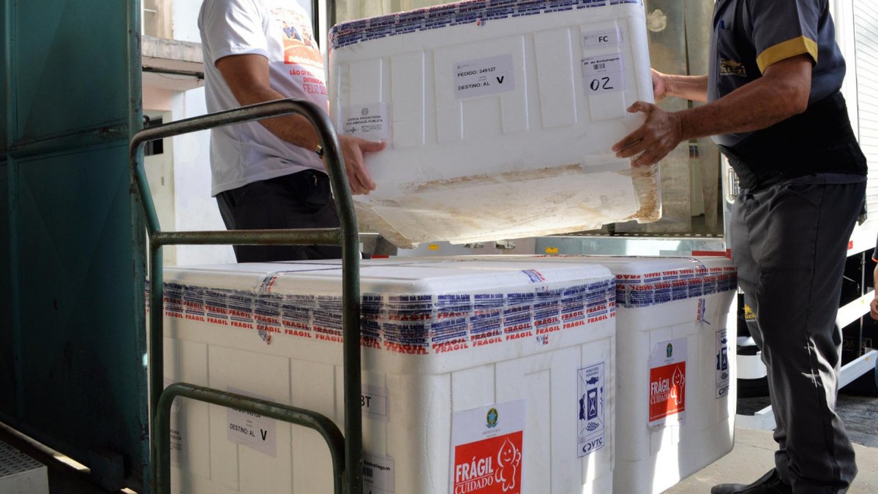 Covid-19: Alagoas recebe mais 57.330 doses da vacina pfizer