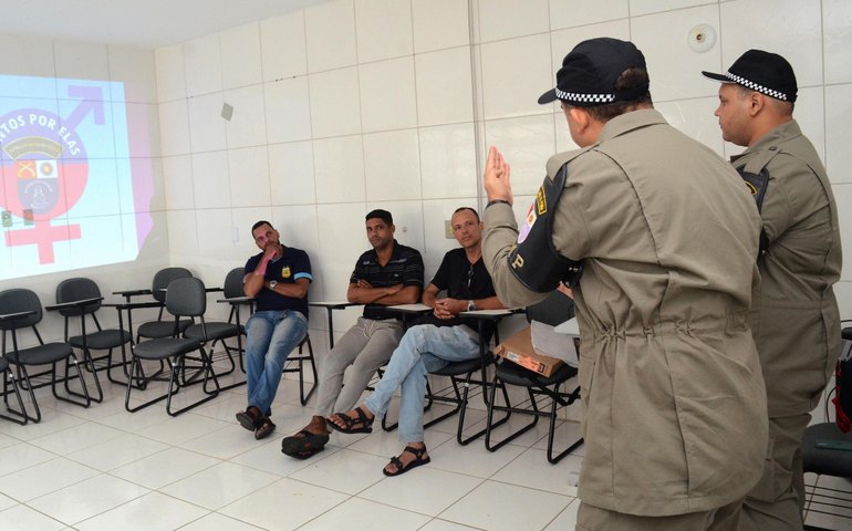 Projeto da Seris contribui para combate à violência doméstica