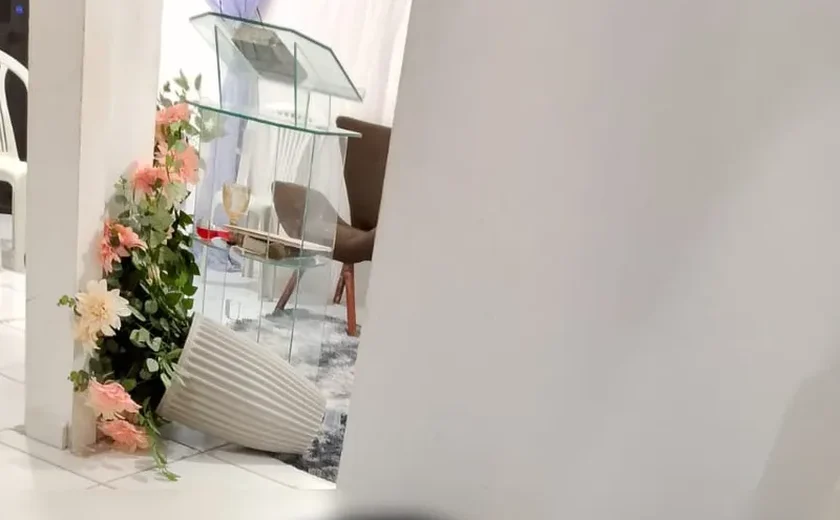 Homem é executado a tiros dentro de igreja evangélica na Cidade Universitária