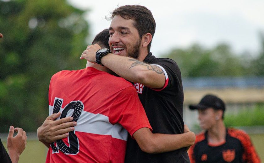 Técnico Igor Dantas leva CRB à decisão do Alagoano Sub-15