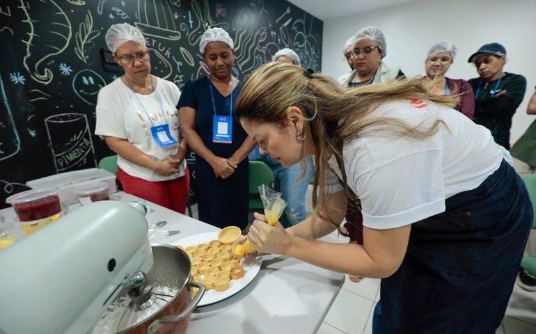 Escola do Turismo abre mais de 1000 vagas em cursos gratuitos para agosto