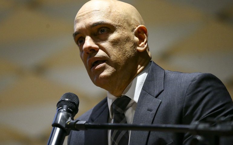 Moraes retira sigilo de áudio da reunião sobre uso ilegal da Abin