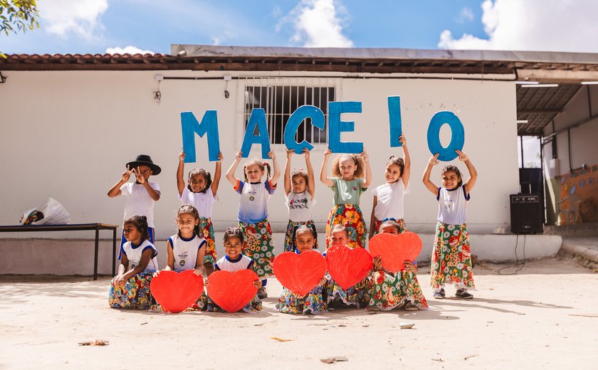 Creche Casa da Amizade celebra Maceió em mostra cultural