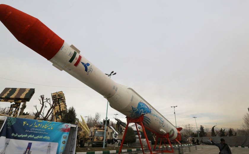 UE estende período para resolver questões nucleares com Irã