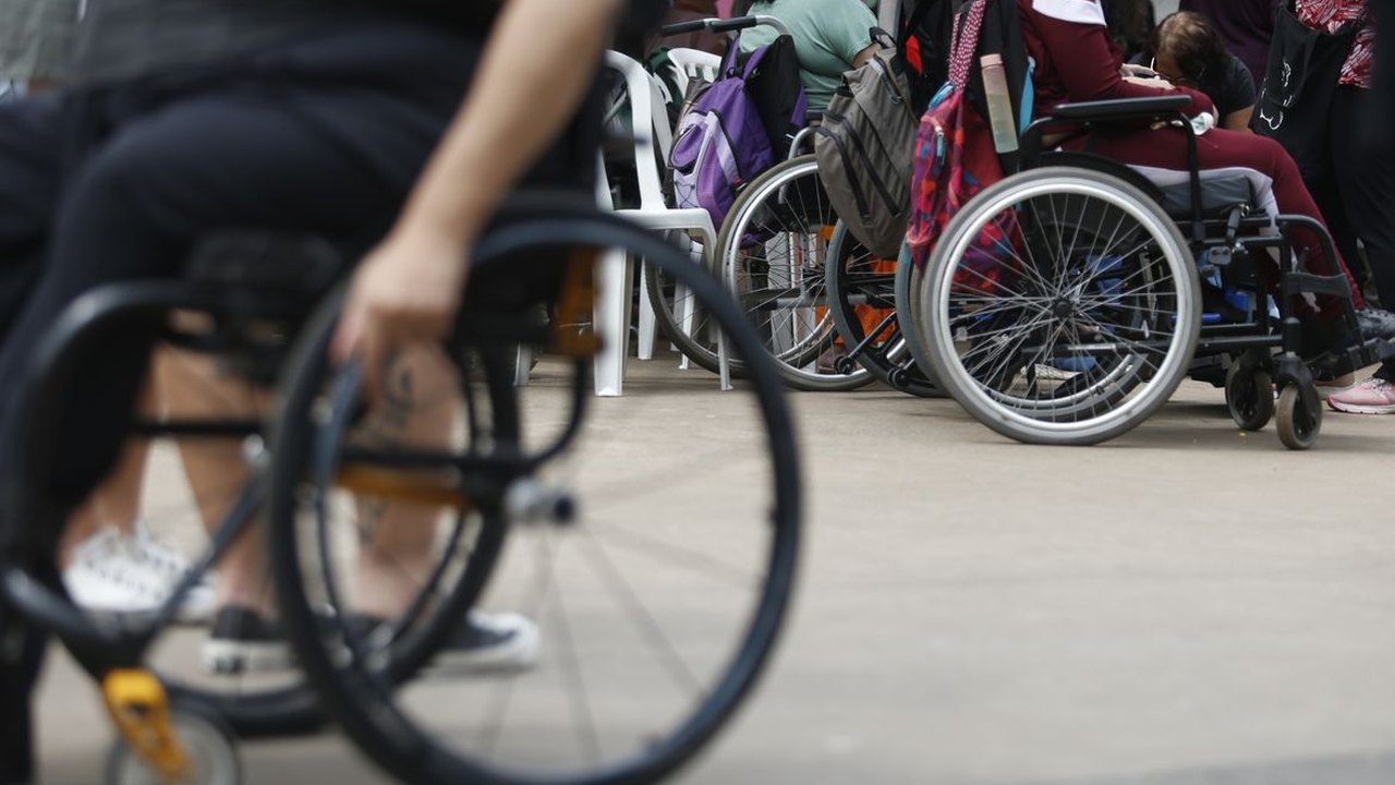 Governo vai abrir 15 centros para cuidado de pessoa com deficiência