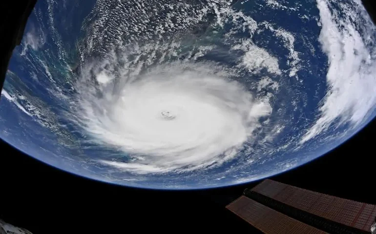 Buraco na camada de ozônio diminuiu em 2024, aponta Nasa