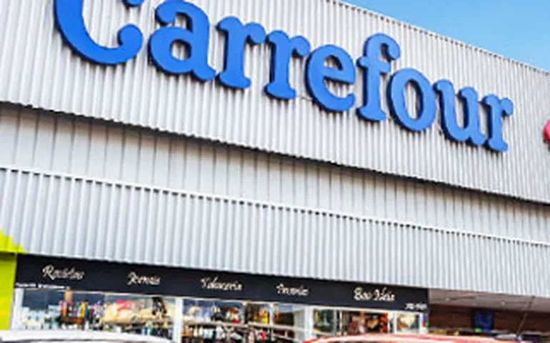 Carrefour assina acordo para venda de 8 lojas da bandeira Nacional localizadas em Curitiba