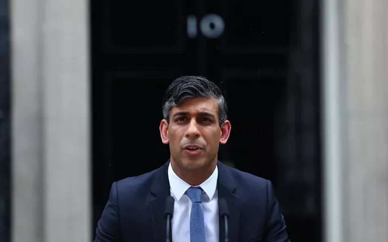 Primeiro-ministro do Reino Unido antecipa eleições e dissolve Parlamento