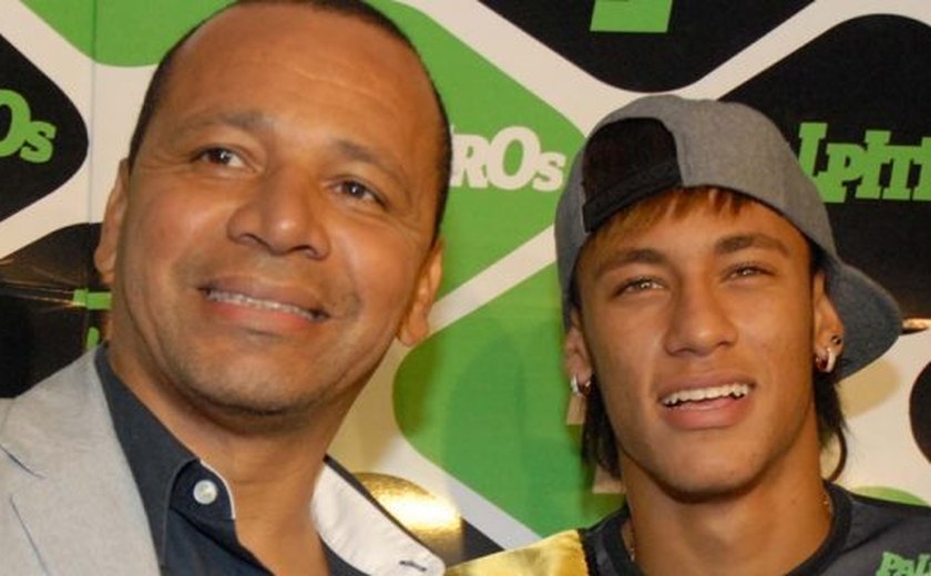 Pai de Neymar é recebido por Bolsonaro e Guedes para falar de processo no Carf