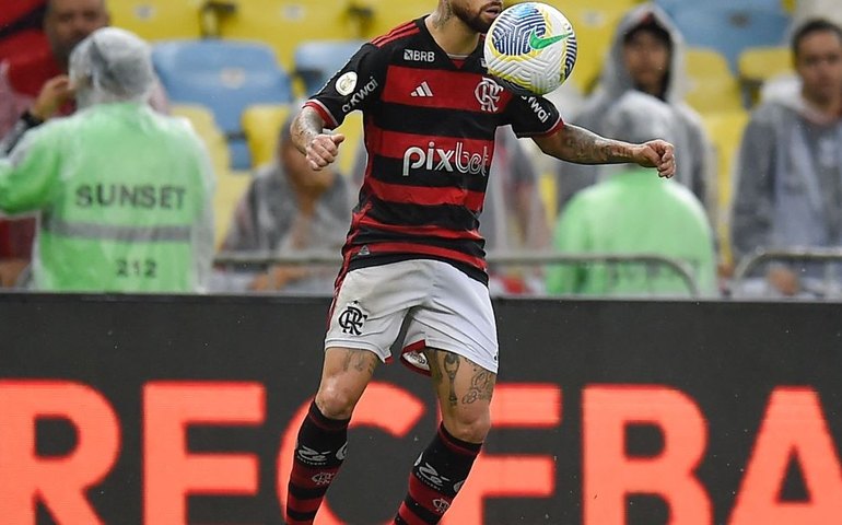 Michael marca no seu retorno e Flamengo volta a vencer no Brasileirão com 2 a 1 no Bragantino
