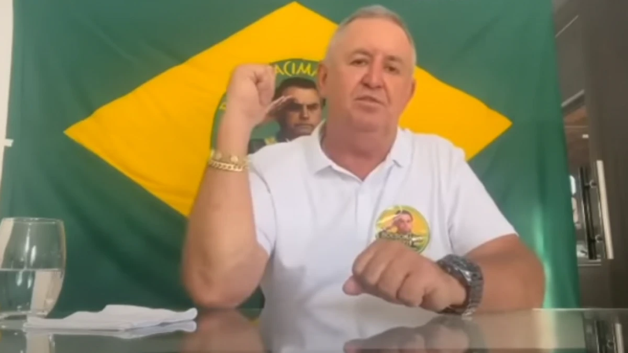 Empresário que exigiu que funcionárias filmassem voto fecha acordo com MPT