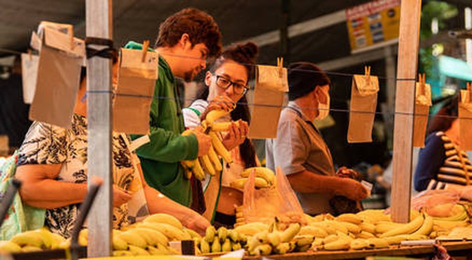 r7-fiera-livre-rua-cayowaa-zona-oeste-sp-1500-21042022124417612 / Foto: Foto: Edu Garcia/R7