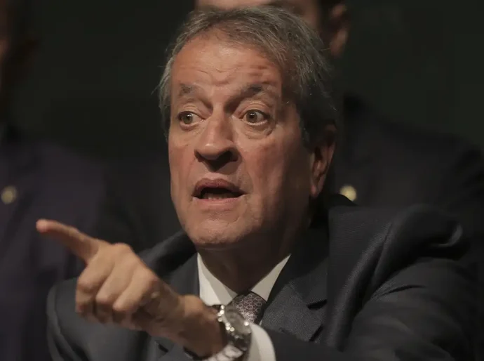 Presidente nacional do PL pede autorização ao STF para visitar Bolsonaro