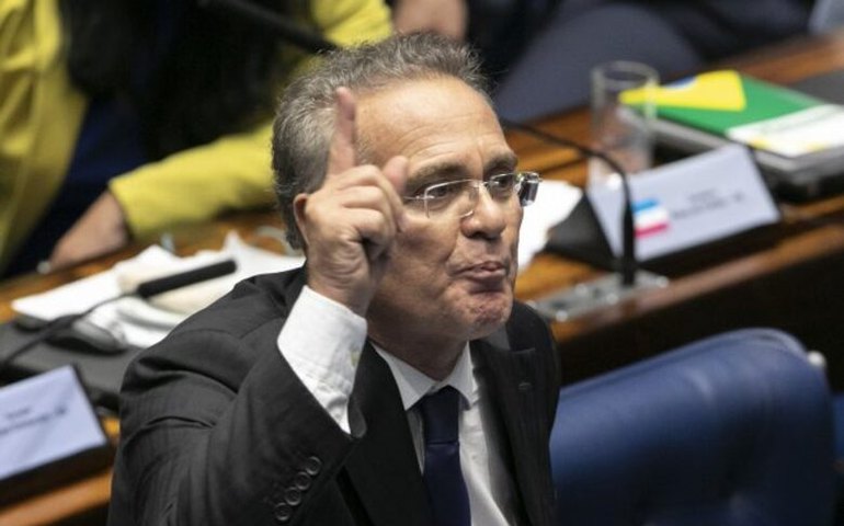 Renan declara que eleição indireta está mantida para domingo,15