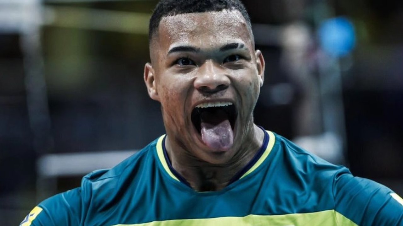 Com show de Darlan, Brasil vence Cuba de virada e se mantém vivo no Pré-olímpico de vôlei