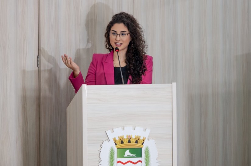 Agosto Feminino: Teca Nelma protocola projetos de lei para mulheres
