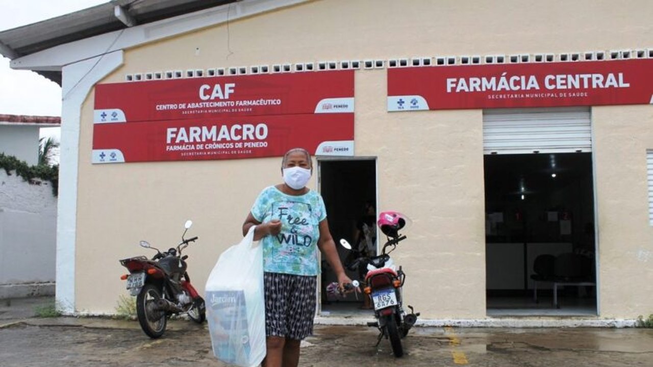 Prefeitura de Penedo compra 40 mil fraldas geriátricas e distribui para população carente