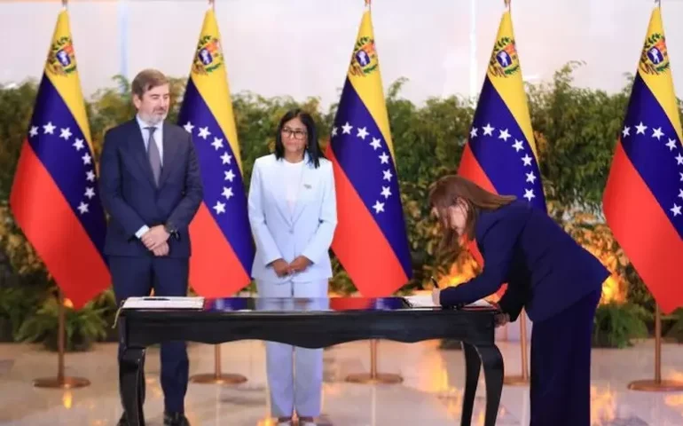 Repsol retoma controle na Venezuela e planeja triplicar produção de petróleo em 3 anos