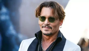 974350237-johnny-depp-e-encontrado-inconsciente-em-hotel