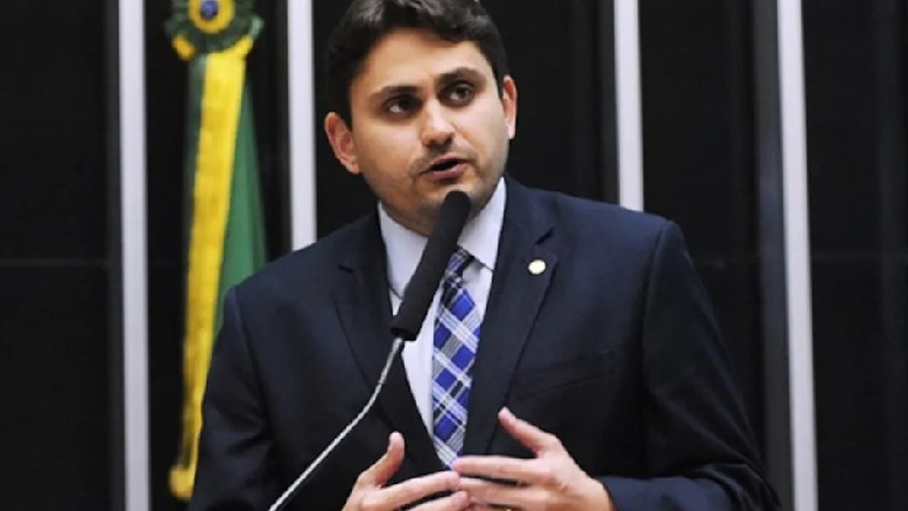 Juscelino admite uso do orçamento secreto e relação com empresário