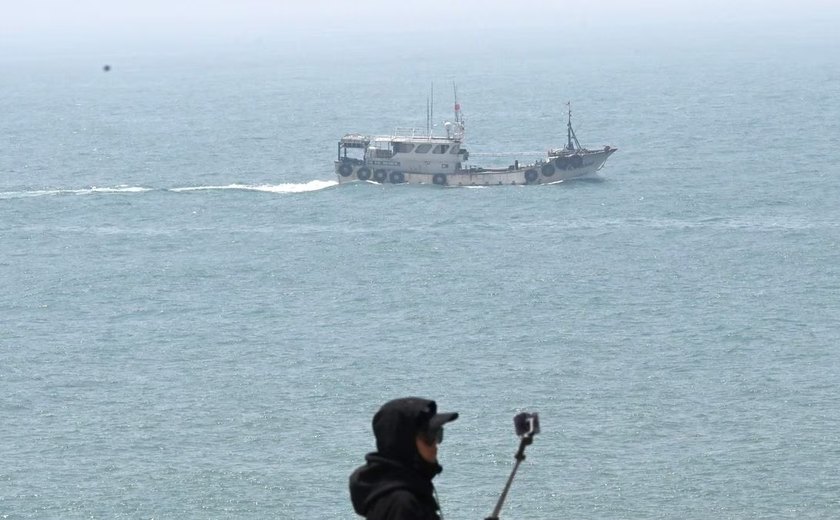 Naufrágio de barco de pesca chinês deixa 39 pessoas desaparecidas no Oceano Índico