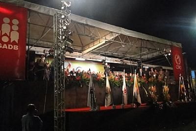 Encerramento da festa em Belém, no Estádio Baenão