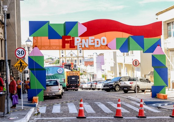 Sarau Literário embala a terceira festa literária de Penedo