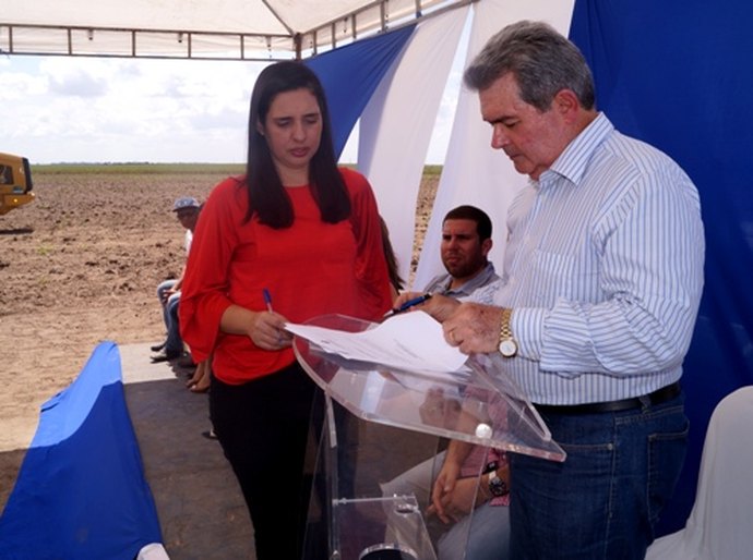 Governo doa tanques rede para agricultores de Campo Alegre