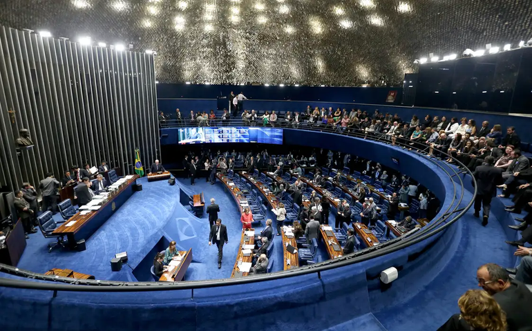 Senado rejeita destaque que mudaria trava do IVA para 25%