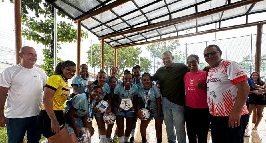 Nasa vence as Meninas da Vila e se torna campeã da 1ª edição do Torneio Futebol Feminino é Massa