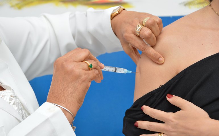 Sesau orienta sobre a necessidade de atualizar o calendário vacinal contra o sarampo