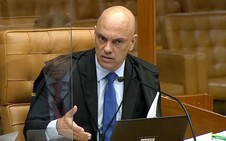‘Desprezíveis ataques terroristas’ serão responsabilizados, diz Alexandre