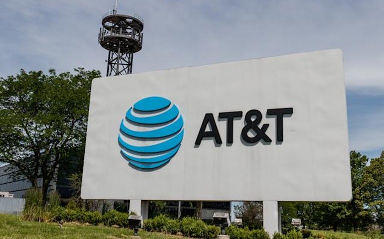 EUA: AT&T confirma acordo para fusão da WarnerMedia com Discovery