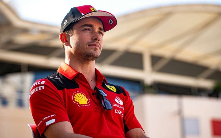 Charles Leclerc coloca a Ferrari na briga para conquistar a pole no GP de Mônaco