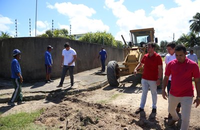Barra Nova: Prefeitura inicia Pavimentação na Rua do Sol