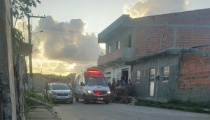 Homem é esfaqueado pela esposa após discussão na Zona Norte de Aracaju / Foto: Foto: Portal A8SE/Reprodução