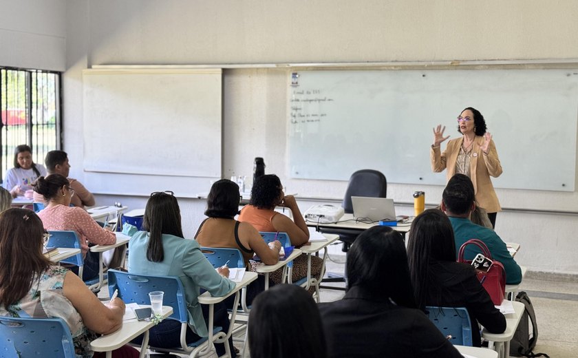 Profissionais do sistema socioeducativo são capacitados pela Escola Estadual de Socioeducação