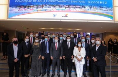 Hugo Wanderley participa dos leilões em SP sobre saneamento de AL