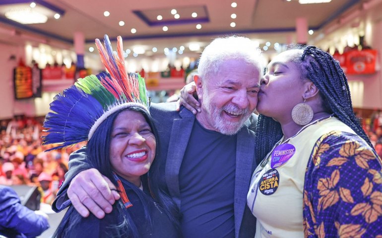 Para movimentos populares, Brasil precisa ser reconstruído e retomar políticas de inclusão social