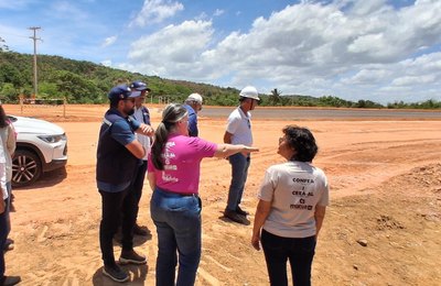 Crea-AL confere avanços do primeiro trecho de obras da AL-102 Norte
