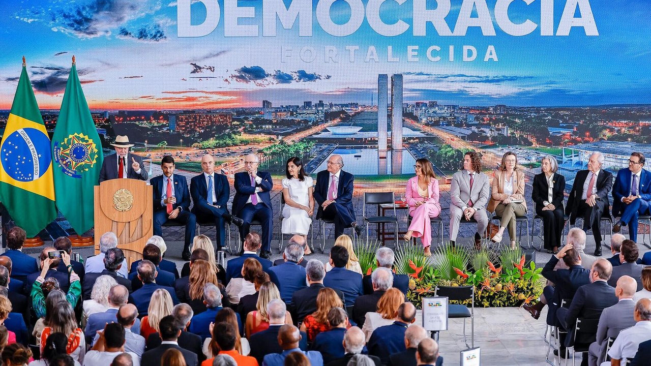 Falta de Lira e Pacheco em ato sobre 8 de Janeiro expõe insatisfação com governo Lula, diz analista
